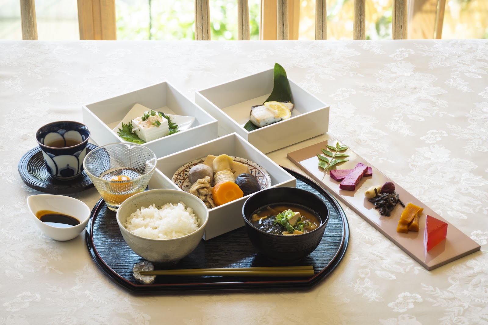 食を目的にした旅が五ヶ瀬で楽しむ一日二組限定の宿でゆっくり過ごすために確認したいことと農園体験の楽しみ方に関連するCORASITAの料理・レストランの写真 2